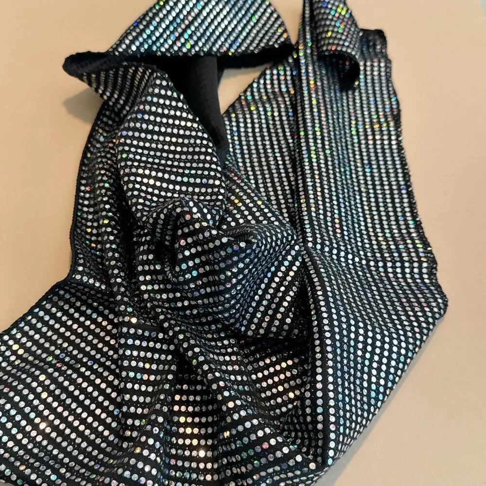 Elegant Black and Silver Scarf P27